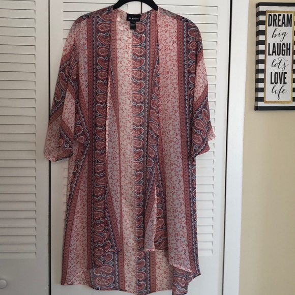 Multi-colored Paisley Kimono - Picture 2 of 3